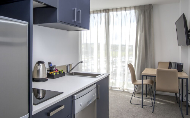 Ramada Suites by  Auckland Manukau Pacfic Centre