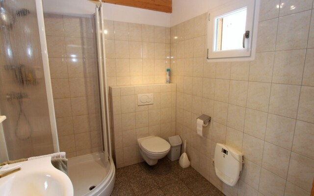 Luxurious Holiday Home in Stadl an der Mur with Hot Tub