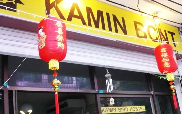 Kamin Bird Hostel