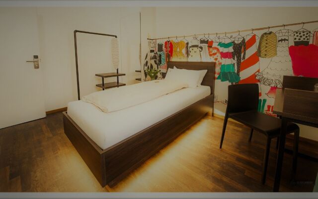 sevenDays Hotel BoardingHouse