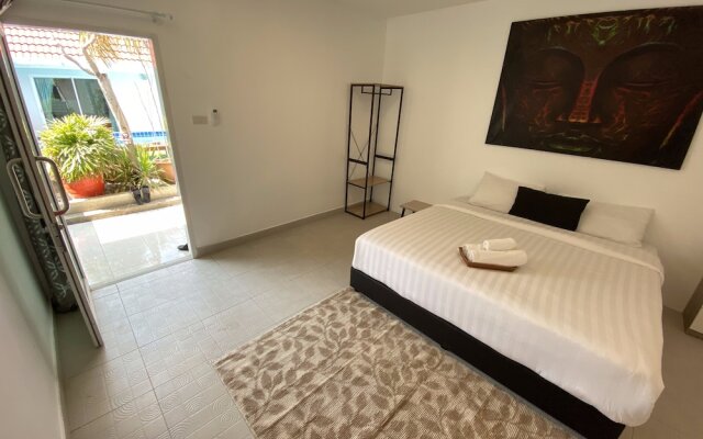 Suk Sabai Tropical Pool Villa