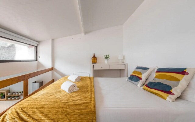 In Lapa Building VI in Oporto