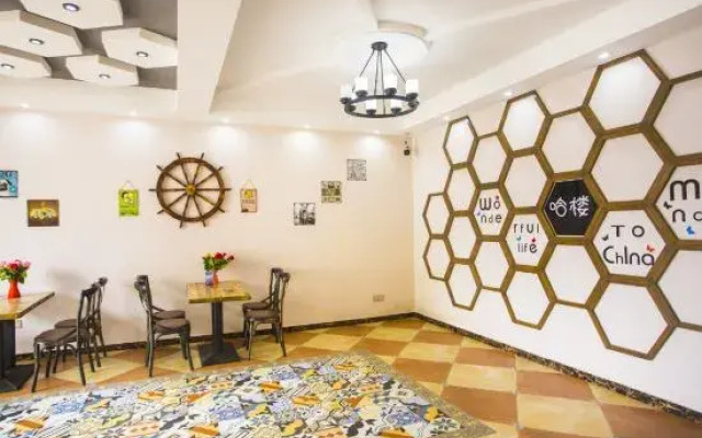 Halou Homestay