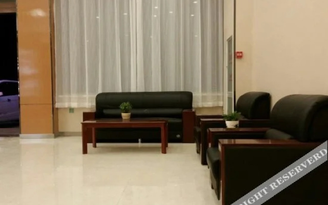 Pai Hotel Hezuo Bus Company