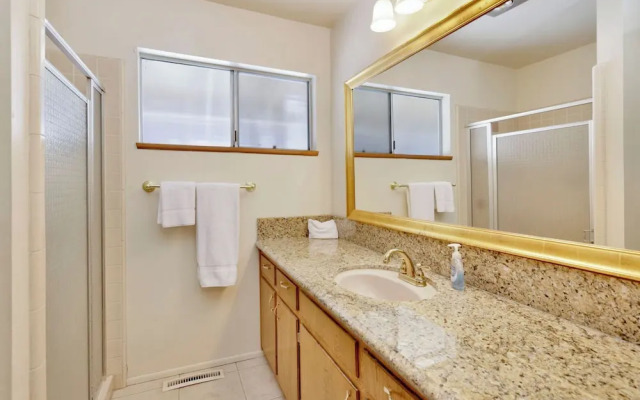 Crestwood Summit #2119