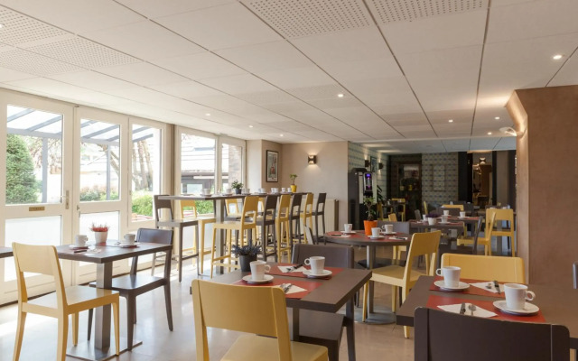 The Originals City, Hôtel Castel Burgond