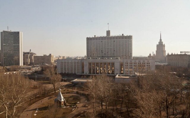 LUXKV Apartment on  Druzhinnikovskaya