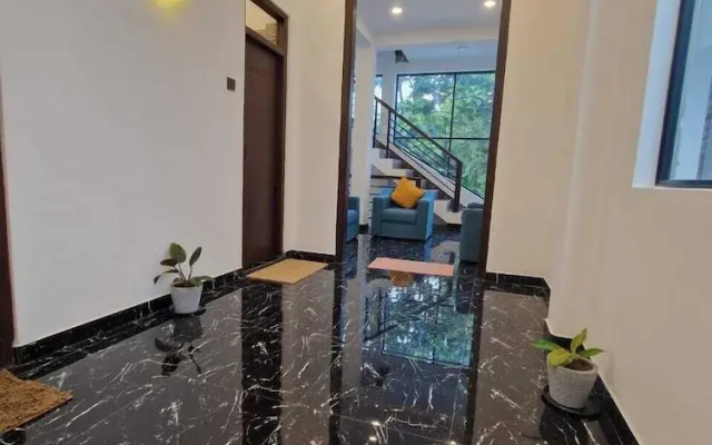 ThiThi's Palace