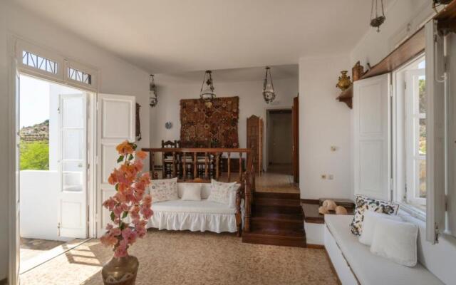 Ivi Beach Front Villa, Leros