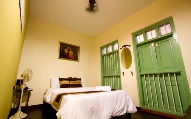 Luang Poj Boutique Hostel