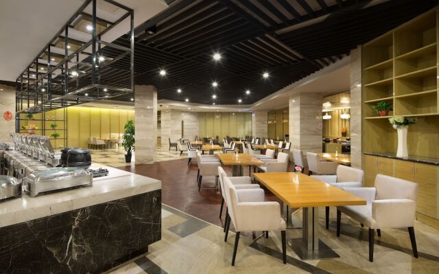 Shaoyang Huatian Hotel
