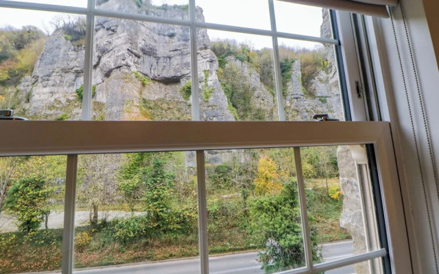 28 Rock Mill Holiday Apartments