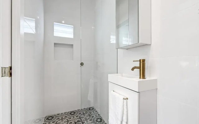 Spacious 3-bedroom Home With Private Pool & BBQ