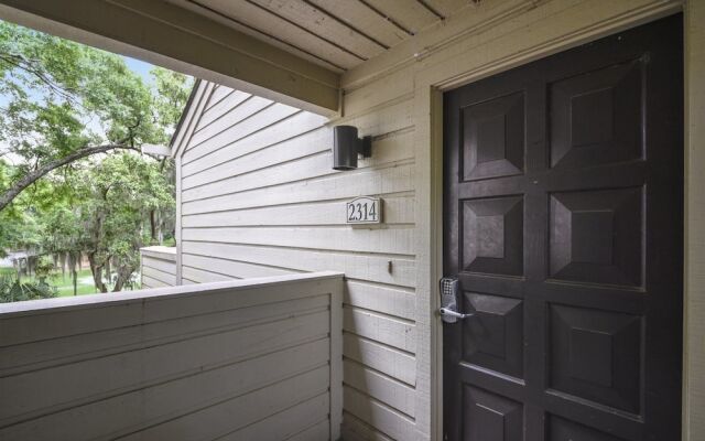 2314 Racquet Club Villa