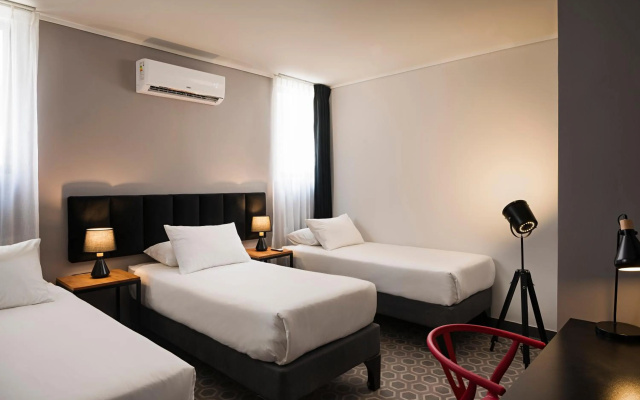 The Pop Hotels