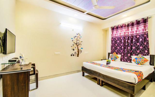 FabExpress Sky Touch Inn