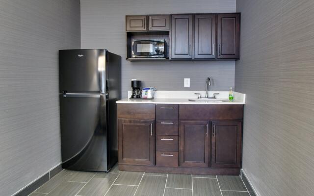 Holiday Inn Express & Suites Sidney by IHG