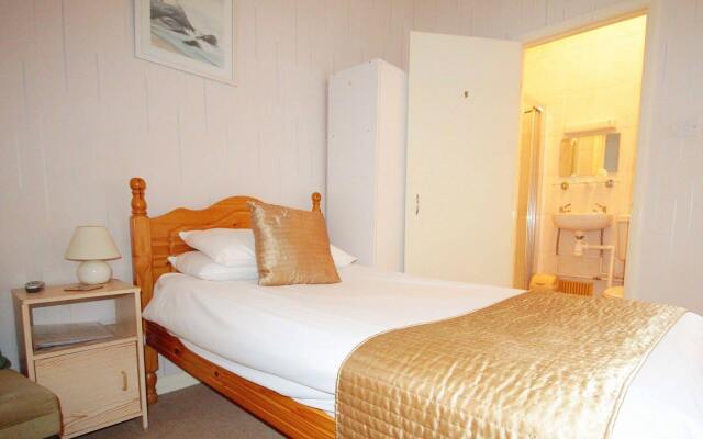 Marine Parade Hotel