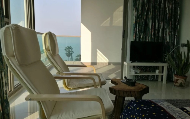 Wong Amat Tower - 65 Sqm 1 Br Suite