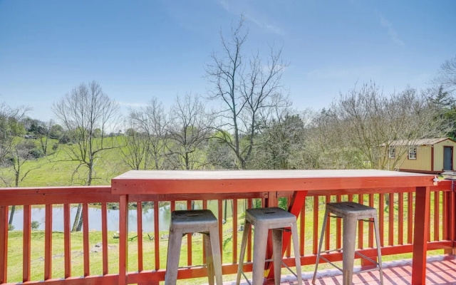 Waterfront Virginia Retreat w/ Canoe, Pets Welcome