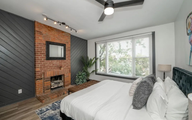 Mansfield Modern Oasis
