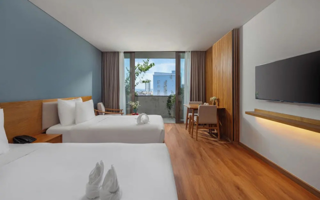 Vernal hotel & Apartment office