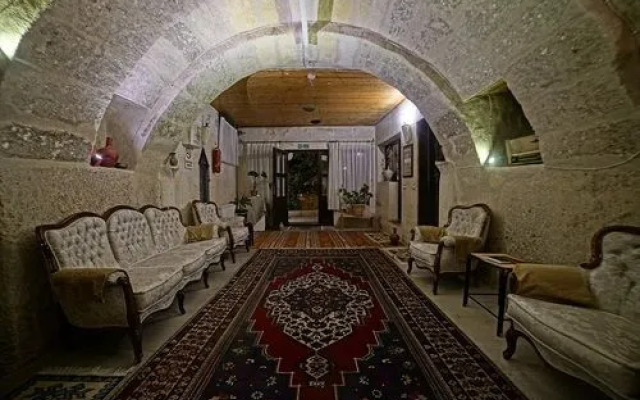 Sos Cave Hotel