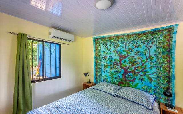 Chill Surf Getaway 1 Min Walk to the Beach