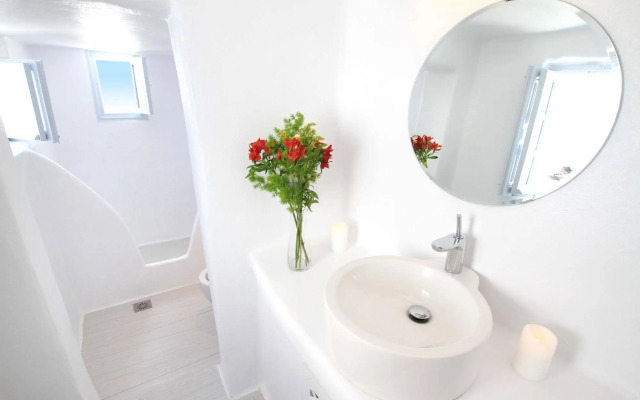 Caldera Premium Villas — Adults Only