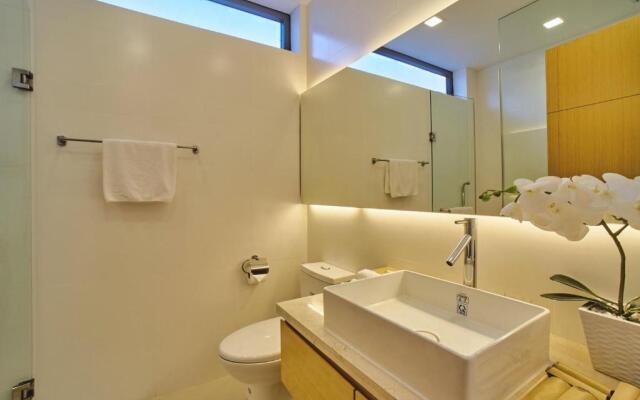 The Point Villas Resort by Danatrip