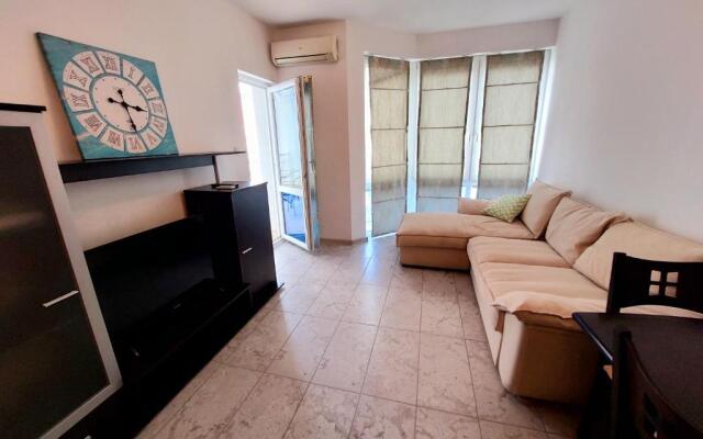 Sunny Dream Family Apartments