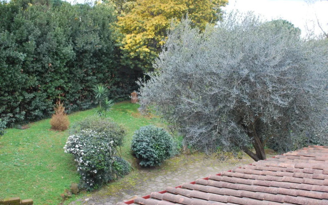 Residence Casale Mostacciano