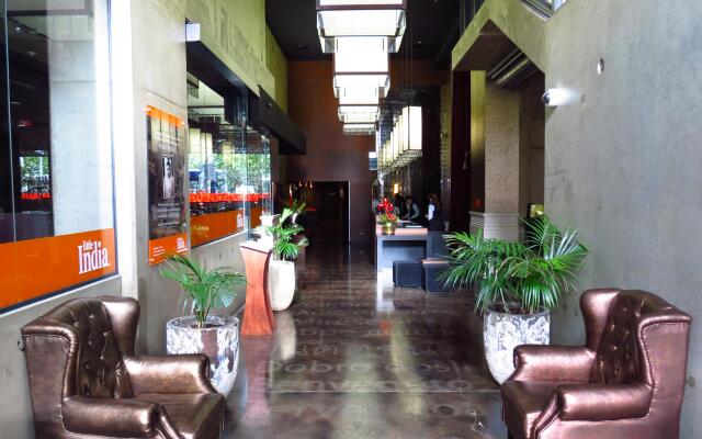 Celestion Waldorf Apartments Hotel