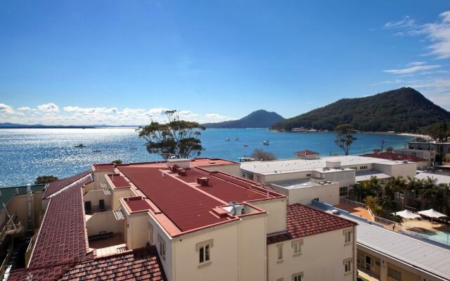 Barrington, Unit 707/35-45 Shoal Bay Road