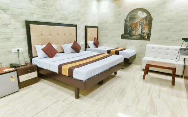 Hotel Prabhat Palace