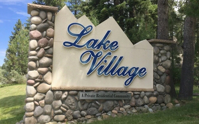 Village Pleasure 3 Bedroom Condo by RedAwning