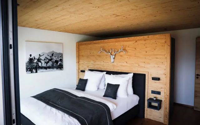 Platzhirsch First Class Living