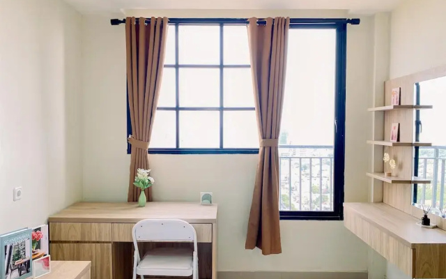 Comfy and Minimalist Studio Apartment at Evenciio Margonda