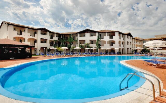 Cala Della Torre Resort