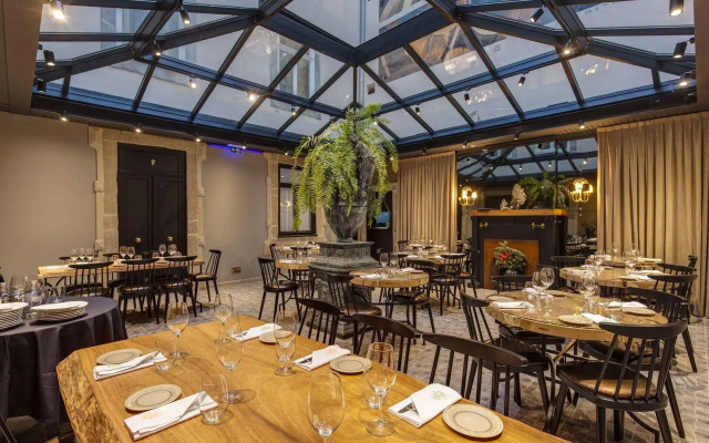 Flores Boutique Hotel & Spa