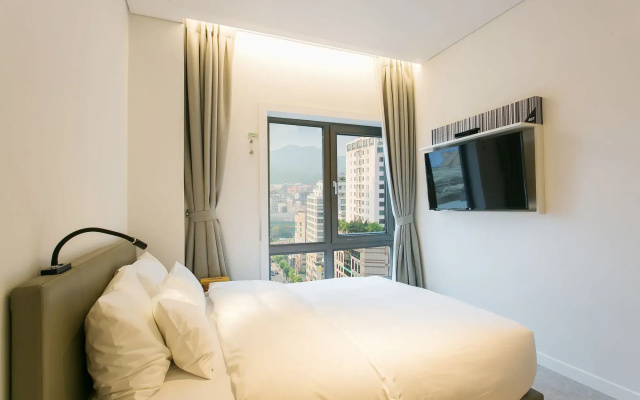 H Avenue Hotel Idae Shinchon