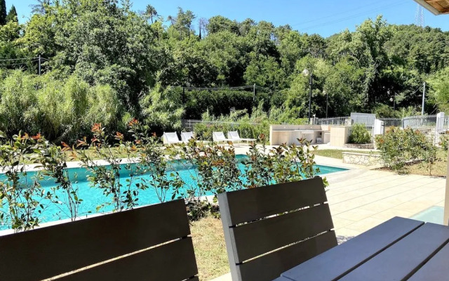 Aparthotel 4 Stars Sarzana