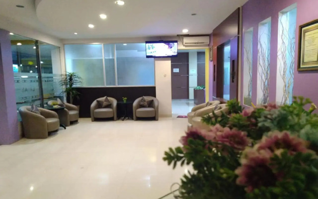 Liras Hotel by Airy Rooms