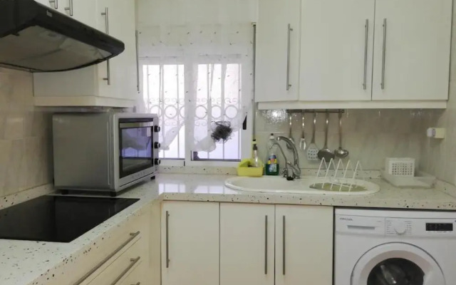 Comfortable 3-bed House, Bungalow