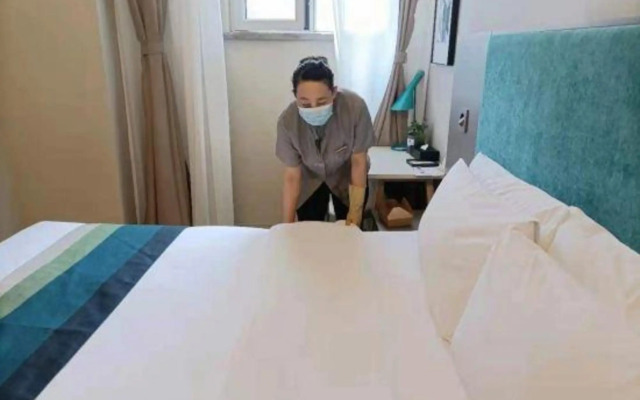 Homeinn Selected Hotel (Tongliao Wanda Plaza)