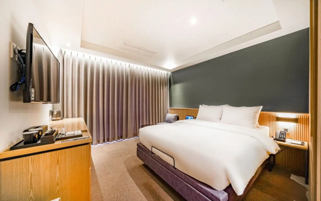 Haeundae Thevan Hotel