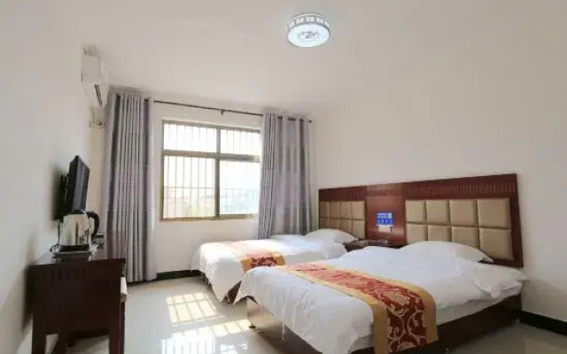 Huashu Inn