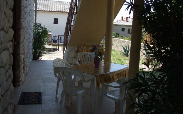 Apartment Ana - private parking: A2 prizemlje Crikvenica, Riviera Crikvenica