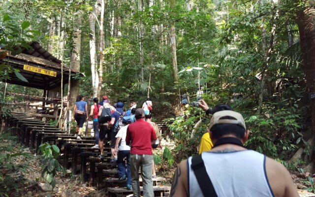 Han Rainforest Resort