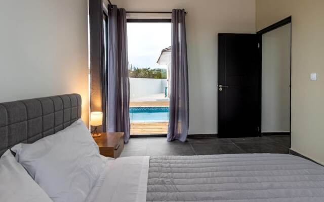 Brand New Immaculate 3-bed Villa in Grote Berg